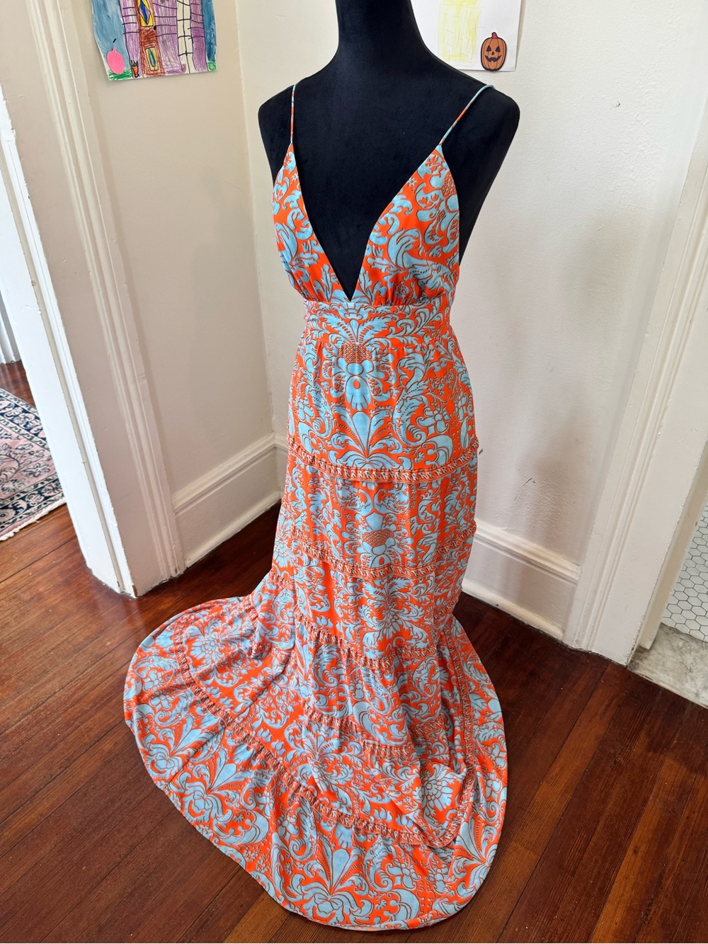 Alice + Olivia Forever Yours Sienna Karolina Tiered Maxi Dress - Picture 3 of 6